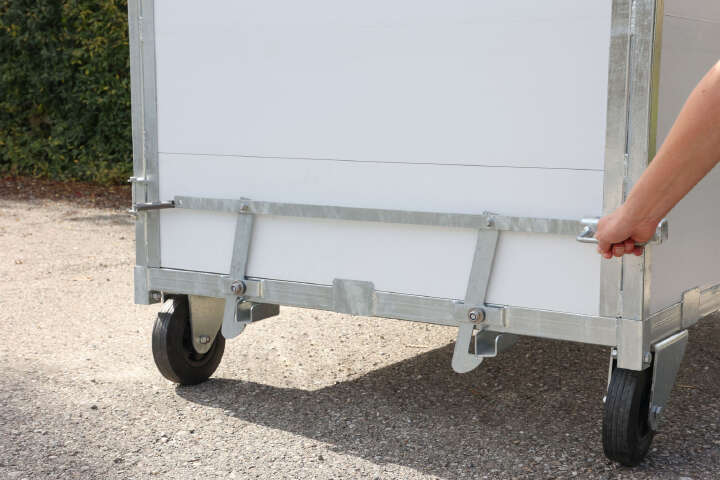 KERBL Kälberbox Premium mit schwenkbarem Boden